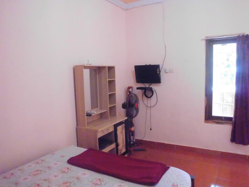 Platar Ombo Homestay Kalak Luaran gambar